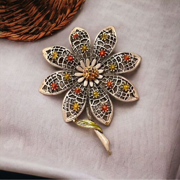 Vintage ART Arthur Pepper ART Enamel Flower Brooch - Picture 1 of 4